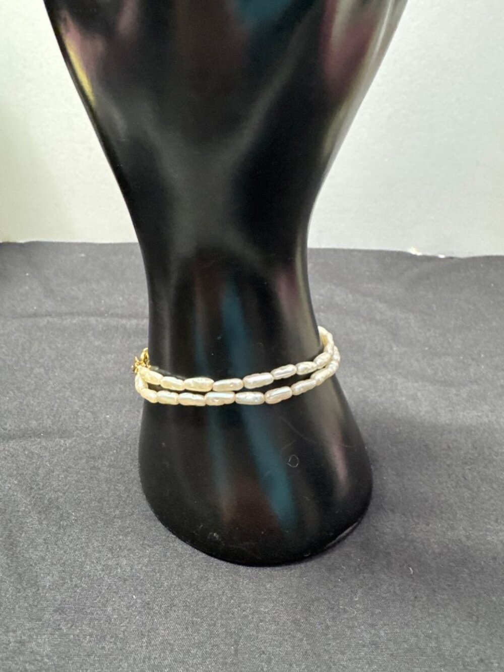 Trifari Double-Strand Freshwater Pearl Bracelet With Gold-Tone Cross Charm 7 Inc